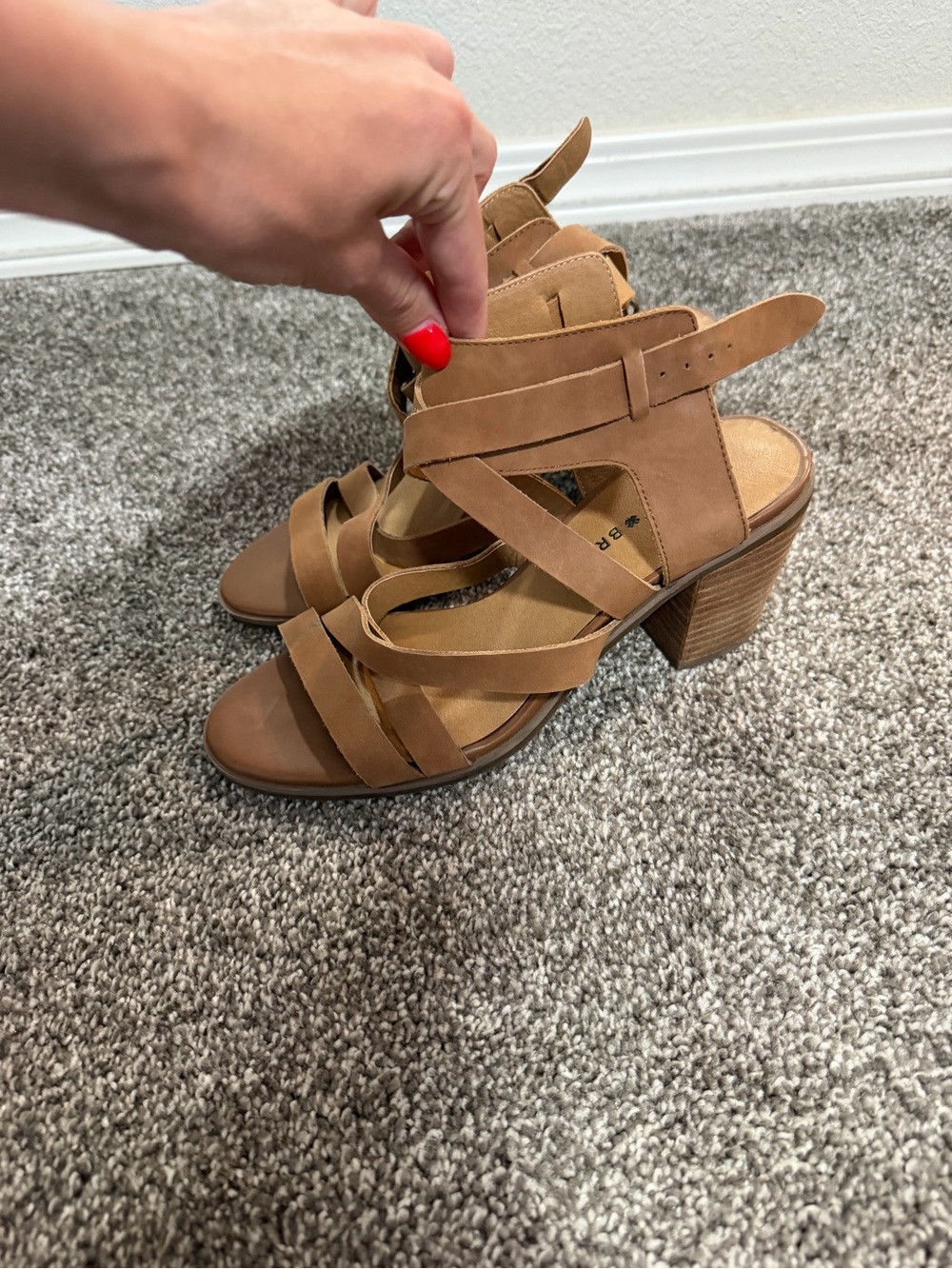 Lucky Brand Tan Strappy Block Heel Sandals